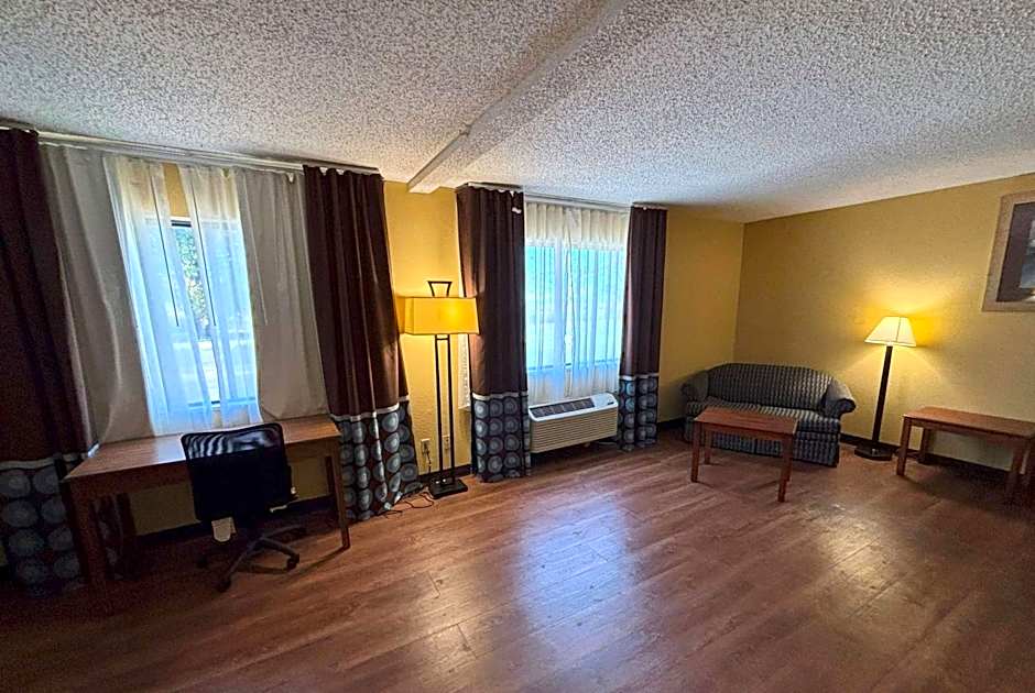 Super 8 by Wyndham O'Fallon