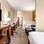 Comfort Suites