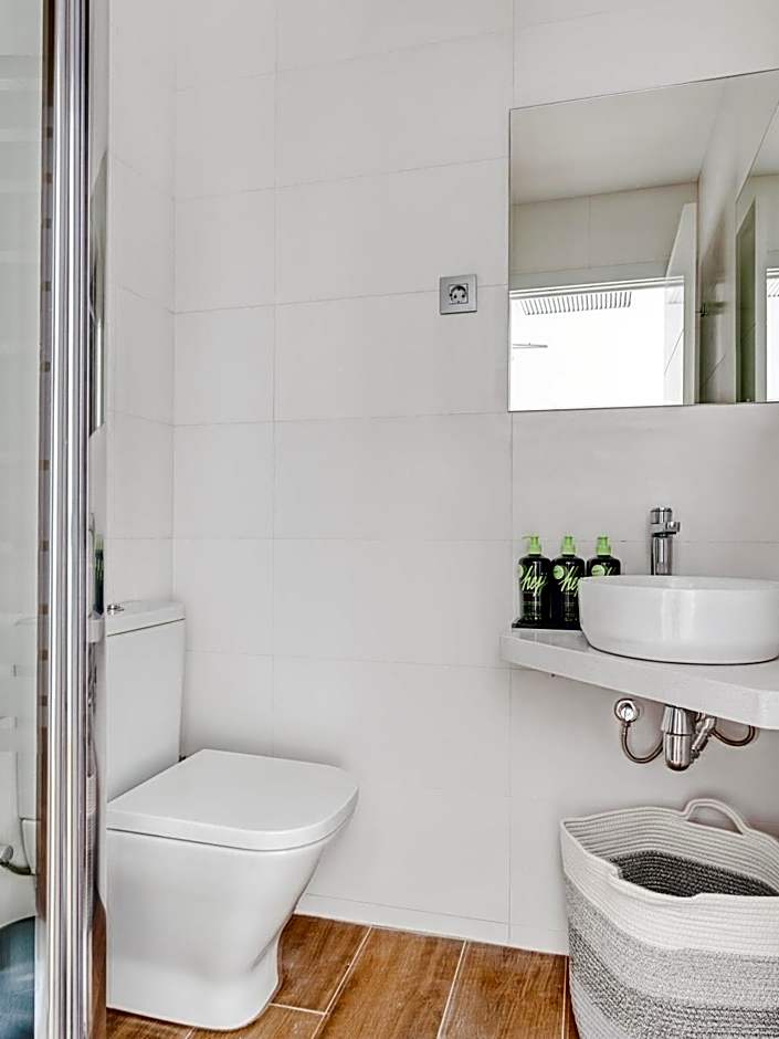 limehome Barcelona Carrer de Fontcoberta - Digital Access