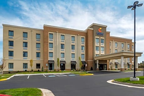 Comfort Inn & Suites