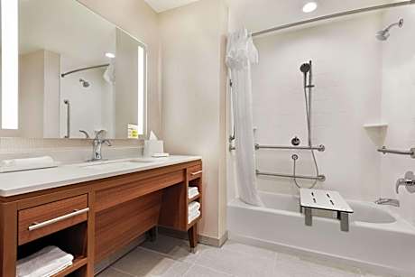 1 King Bed 1 Bedroom Suite Nonsmoking