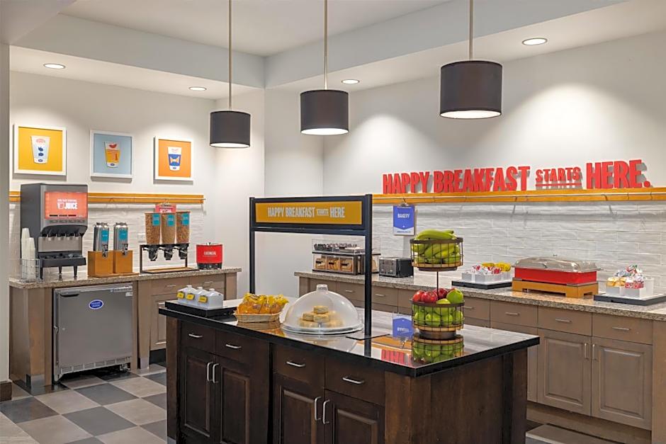 Hampton Inn & Suites Roanoke Downtown