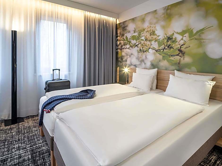 Novotel Suites Wien City Donau Hotel