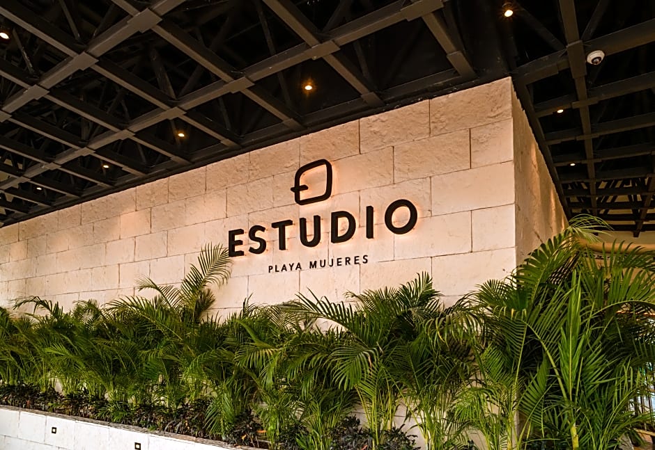 Estudio Playa Mujeres