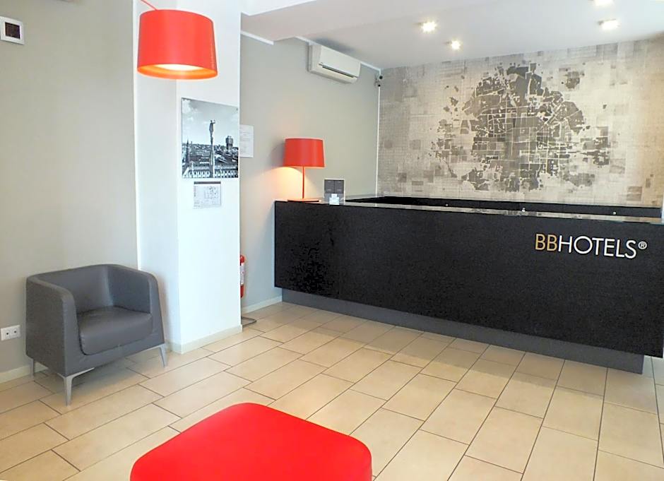 BB Hotels Aparthotel Visconti