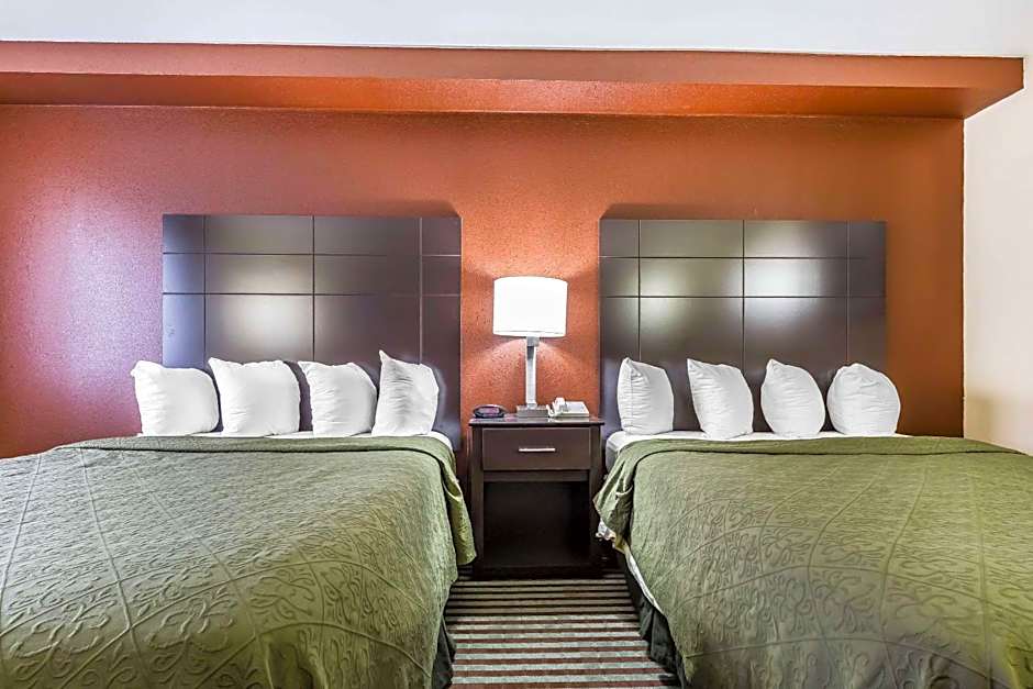 Quality Inn Mount Vernon, IL