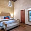 HOTEL CASA MONARCA