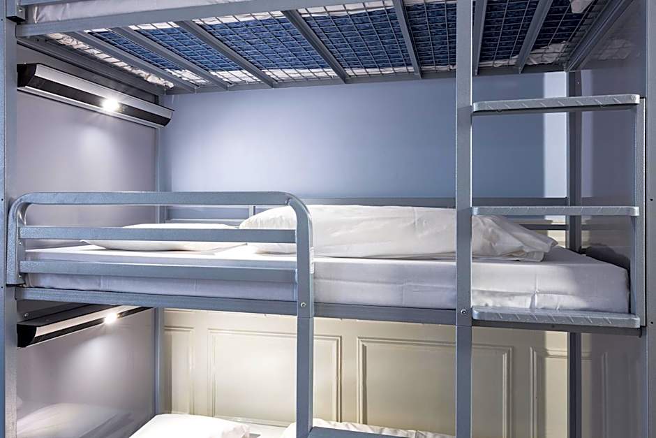 Astor Kensington Hostel