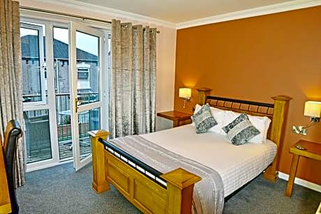 Executive Double with Balcony and Spa Bath