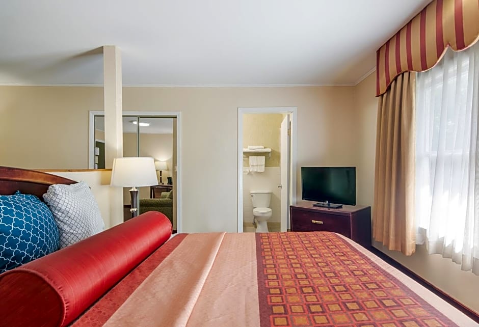 Rodeway Inn & Suites Weedsport NY