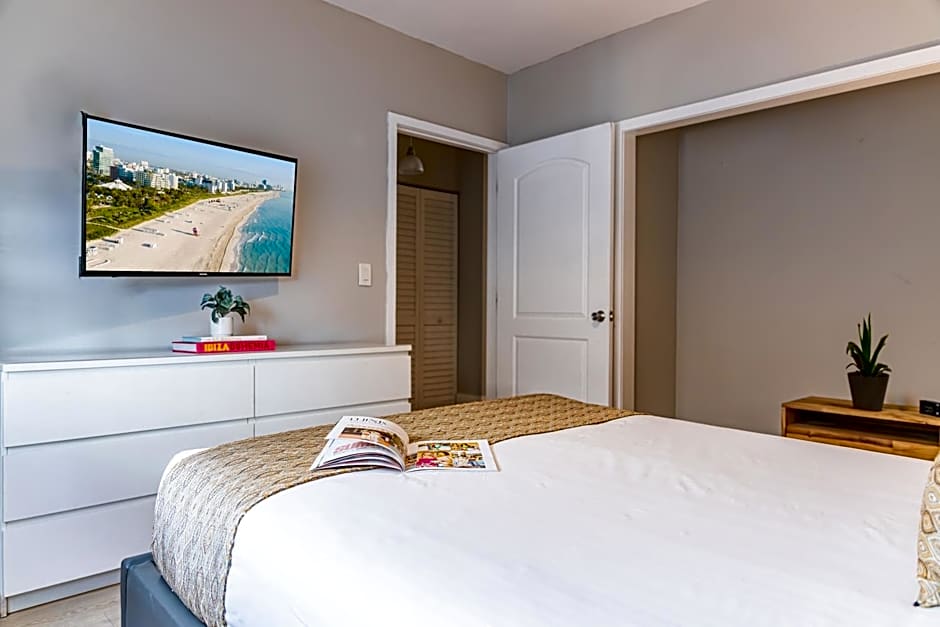 Beachside All Suites Hotel