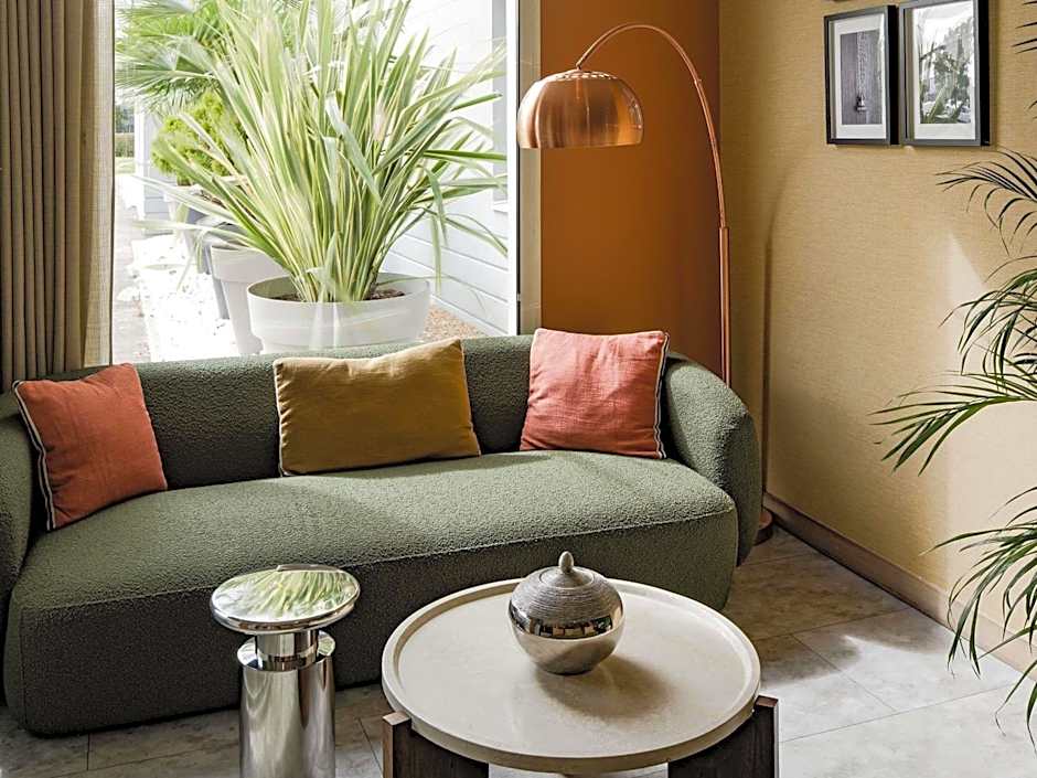 Mercure Chartres Est