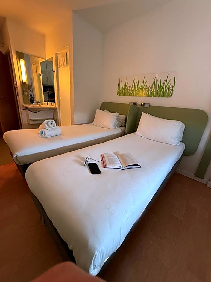 ibis budget Leeds Centre Crown Point Road