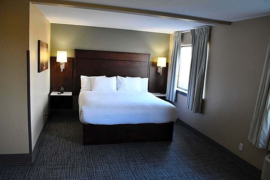 Cobblestone Inn & Suites - Trenton