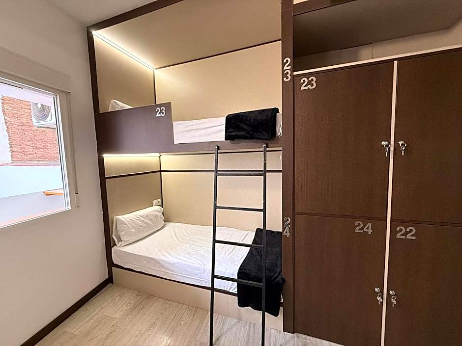 Hostel TKH-Rooms Mate