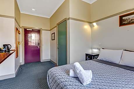Queen Room with Bathroom