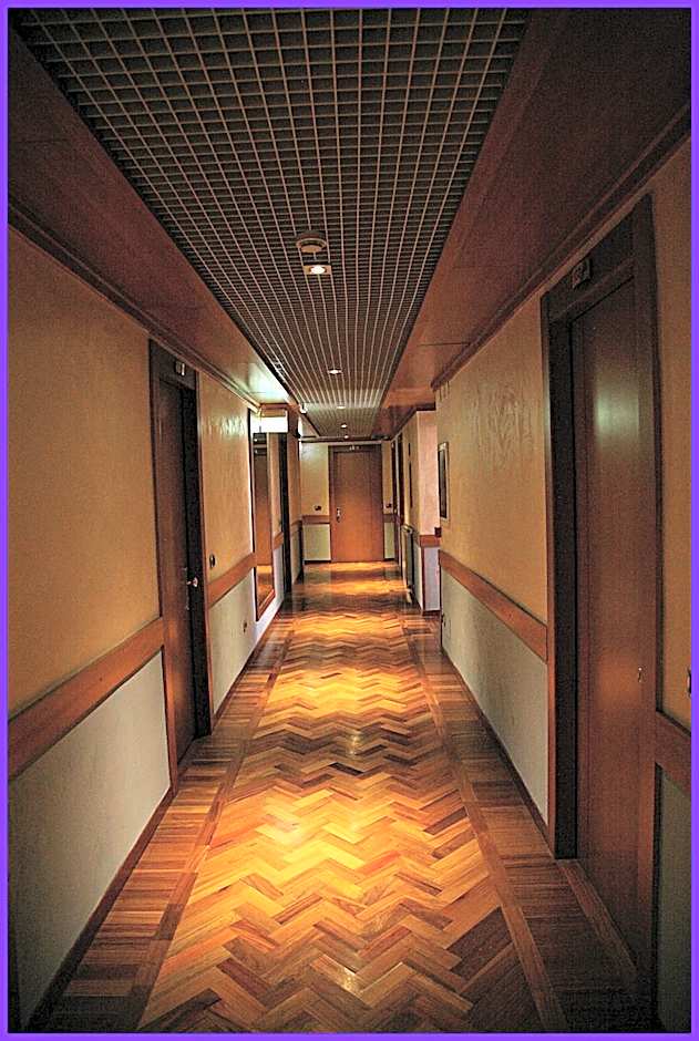 Hotel Meeting