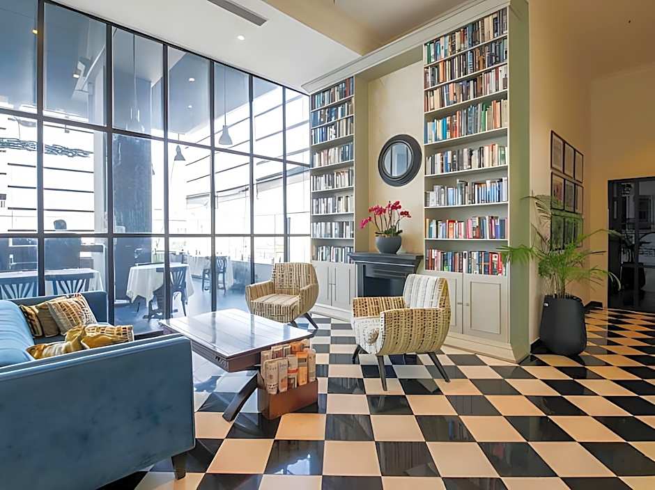 The Waverly Hotel & Residences