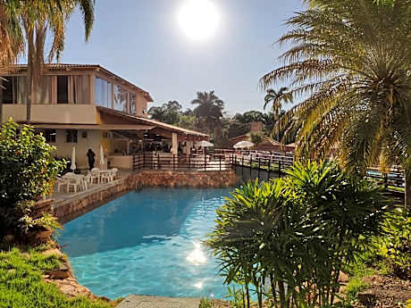 Suíte Hot Springs B3 Hotéis Hospedagem - Até 4 adultos