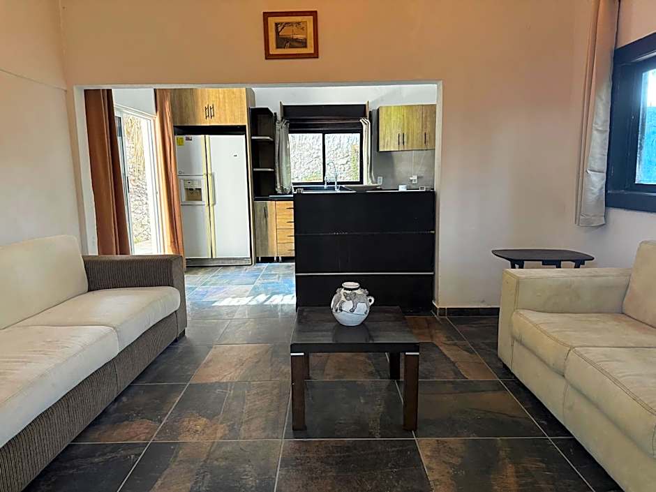 Magnolias Jardin & Boutique Suites