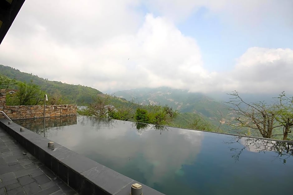 Provence Rose Lodge in Ching Jing B&B