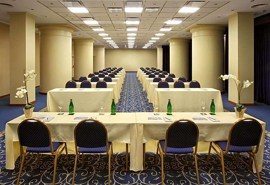 Hotel Intersur Recoleta