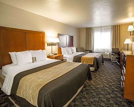 Queen Room with Two Queen Beds - Non-Smoking