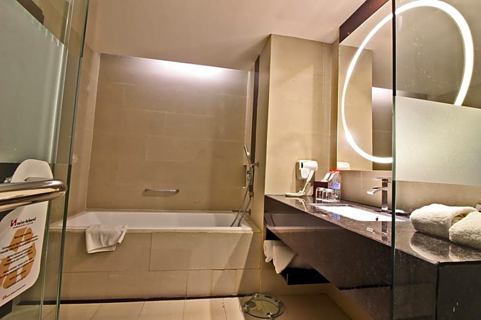 Swiss-BelHotel Harbour Bay