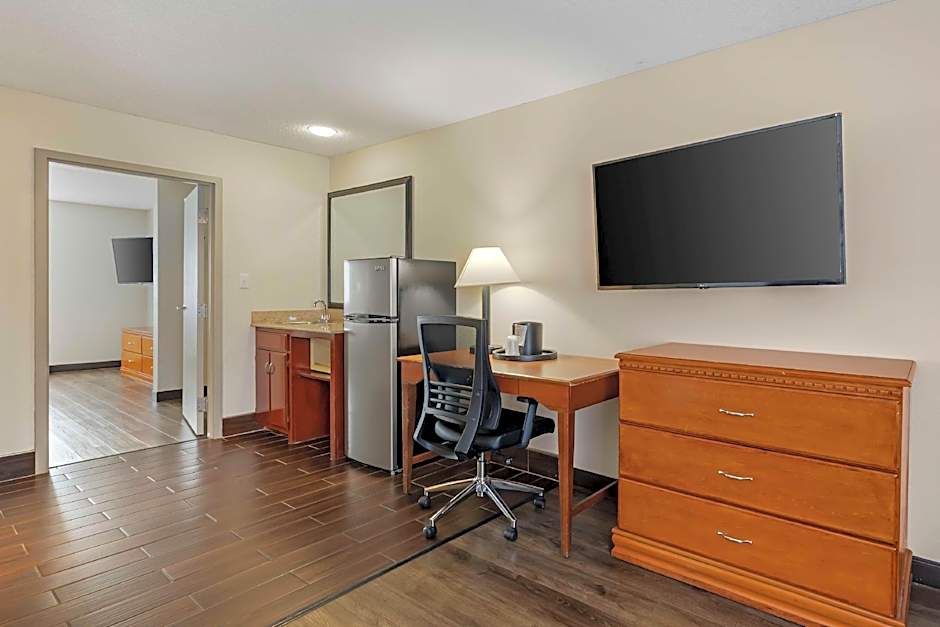 Best Western Celebration Inn & Suites