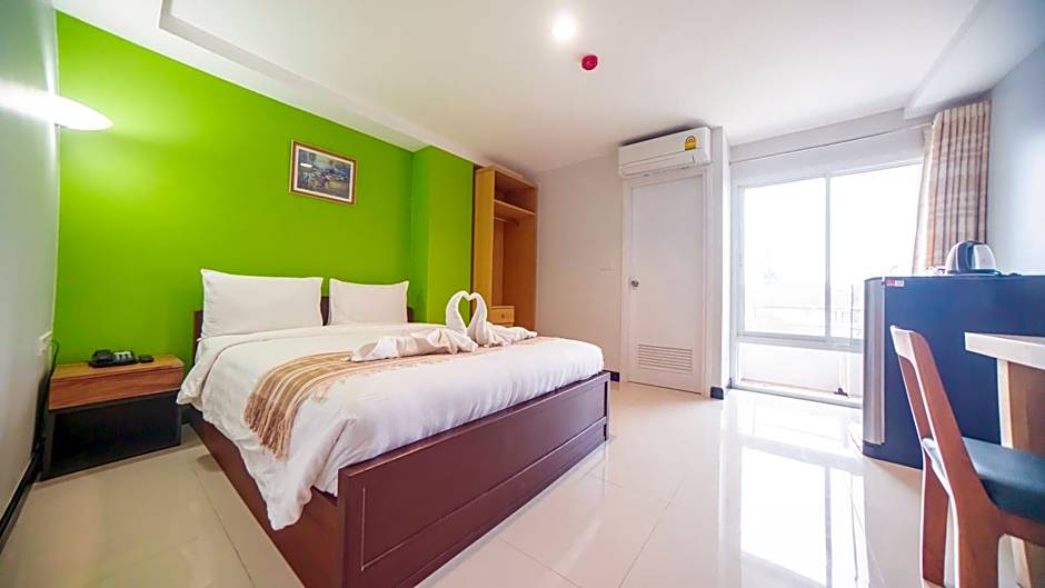 The Willing Hotel and Residence