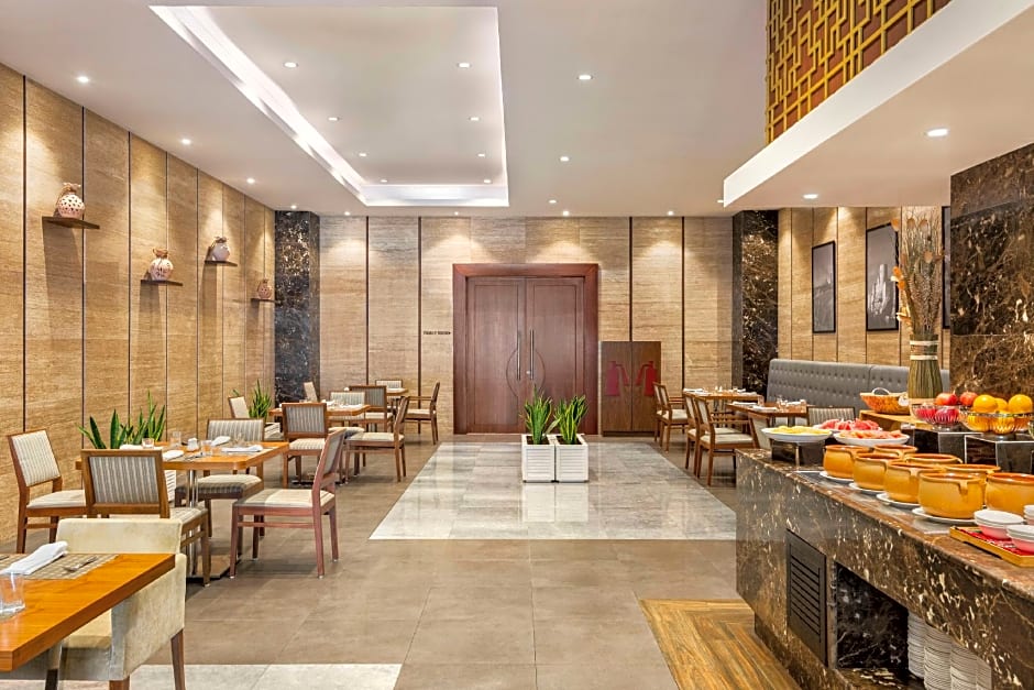 Radisson Hotel Muscat Panorama