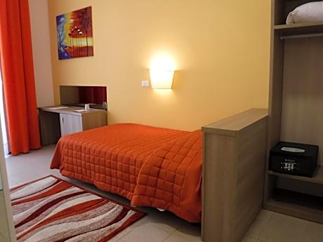 Single Room - Disability Access