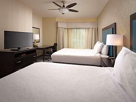 2 Queen Beds 1 Bedroom Suite Nonsmoking