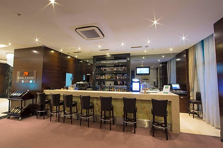 QafqaZ Baku City Hotel & Residence