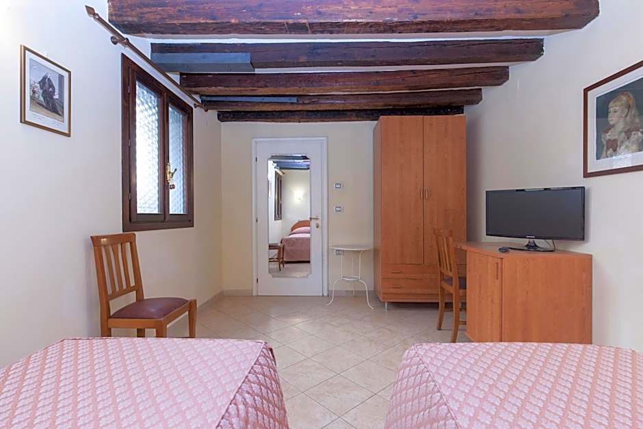 Casa Del Melograno