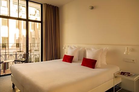 9Hotel Central