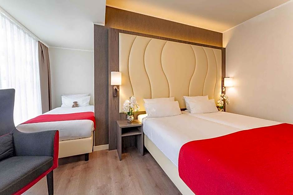 PLAZA Premium Den Haag City Center