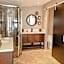 Half Acre Oceanfront Paradise With Private Pool, Jacuzzi, Fire Pit, Beach Access