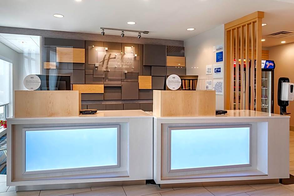 Holiday Inn Express and Suites Lancaster - Mount Joy By IHG