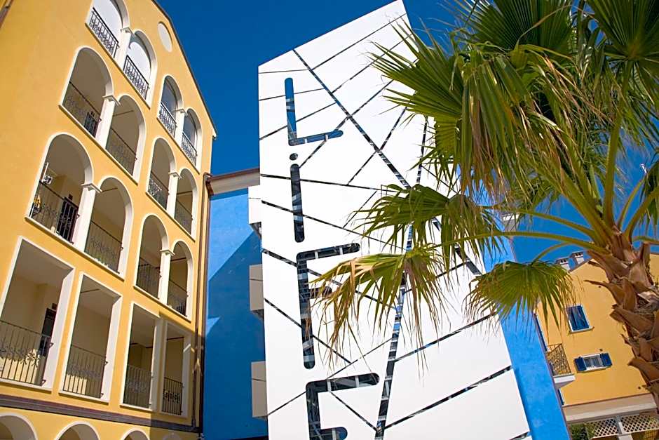 Life Hotel Seaview & Spa