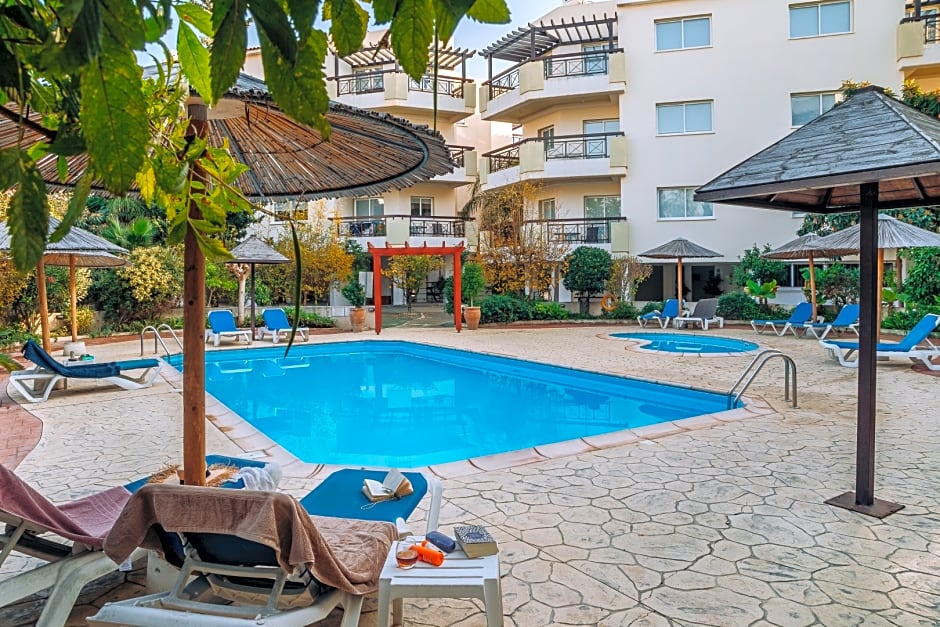 Artemis Cynthia Complex