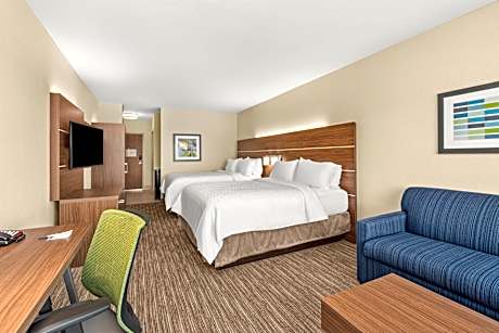 2 Queen Beds Suite Comm Accessible