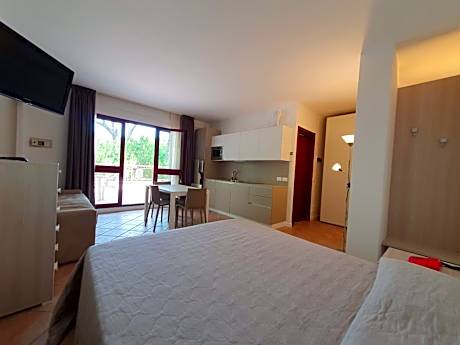 Superior Studio Apartment (2 Adults)