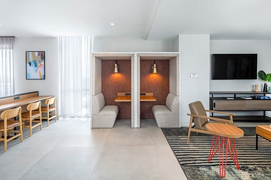 Atwell Suites Miami Brickell by IHG