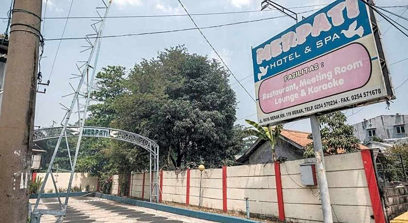 RedDoorz Plus near Pelabuhan Merak