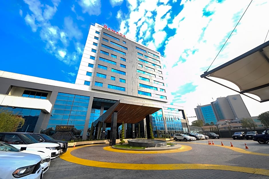 Ramada by Wyndham Erbil Gulan Street