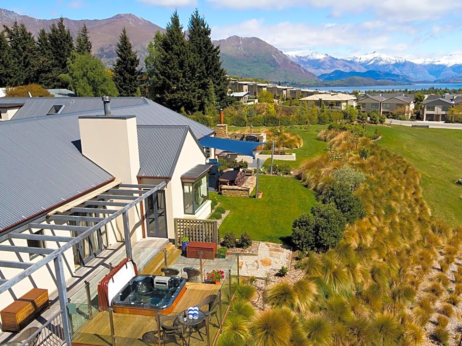 Websters on Wanaka Lodge