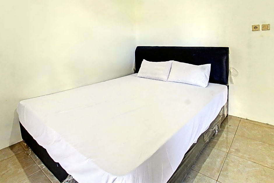 OYO Life 92754 Kost Griya Perdana