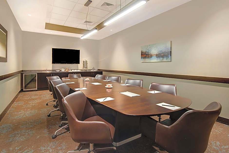 Embassy Suites by Hilton Jacksonville Baymeadows