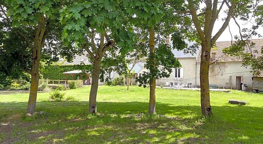 La Ferme de l'isle et sa Roulotte